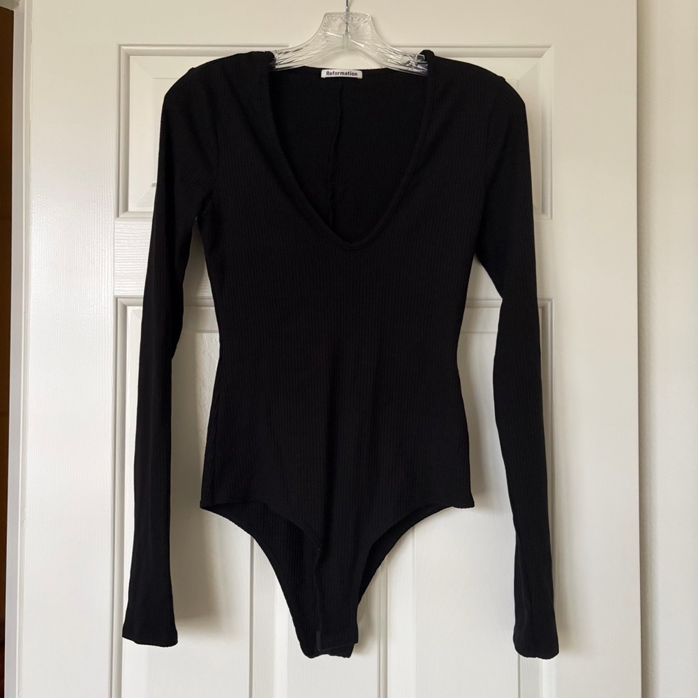 Reformation Black Ribbed Long Sleeve Bodysuit, Size Small